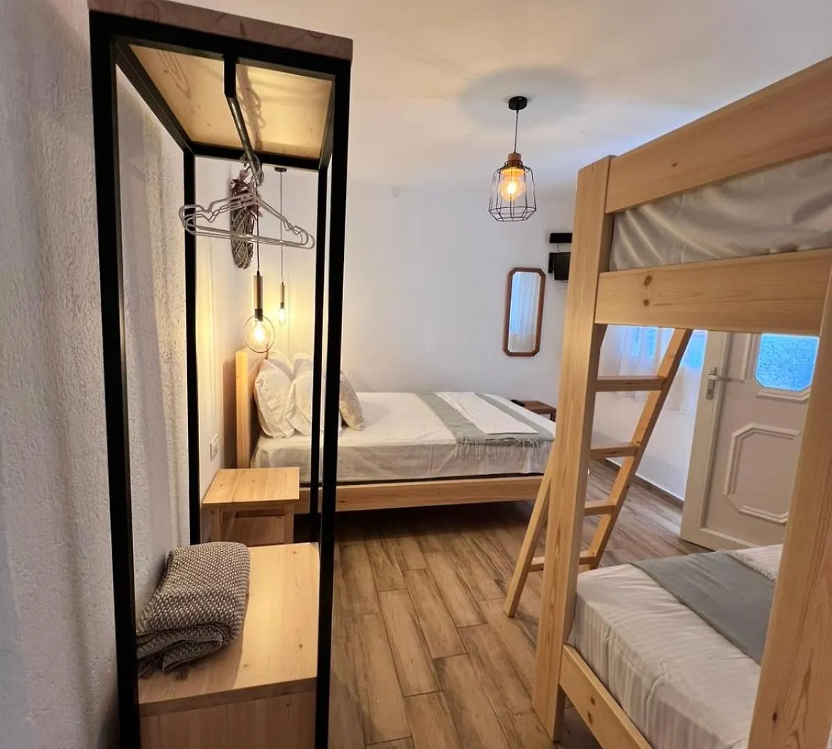 Estia Rooms Olympiada